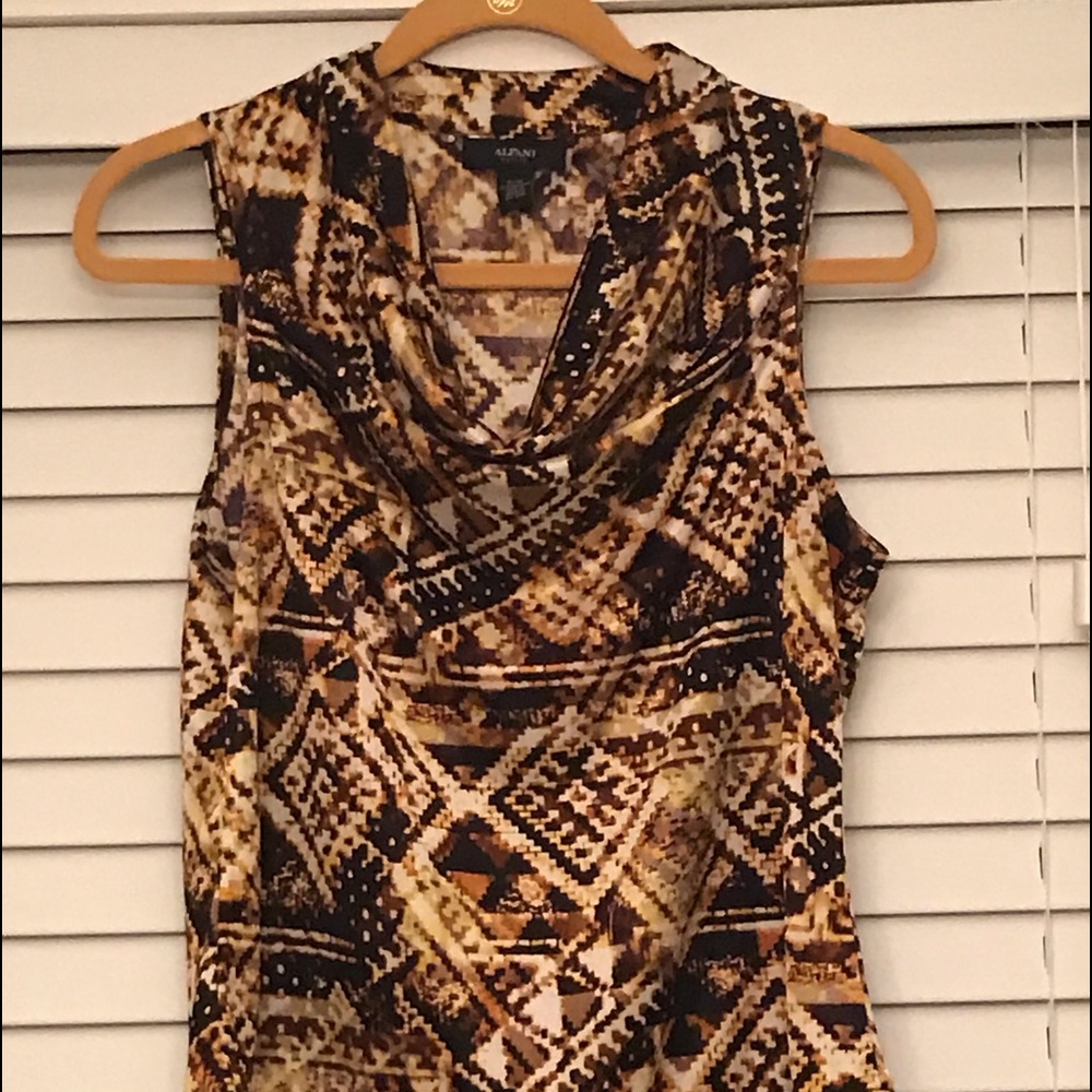 Multi-Print Top